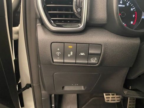 Used 2022 Kia Sportage SX image 19