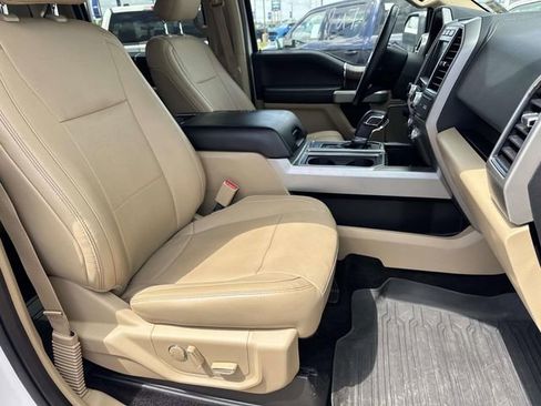 Used 2017 Ford F150 Lariat w/ Equipment Group 502A Luxury image 11