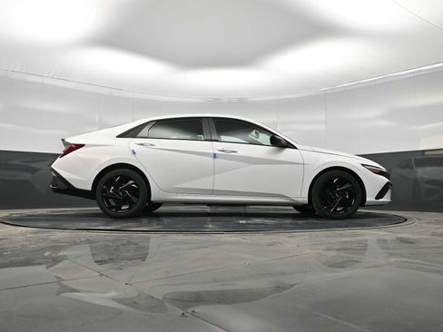 New 2026 Hyundai Elantra Sport image 37
