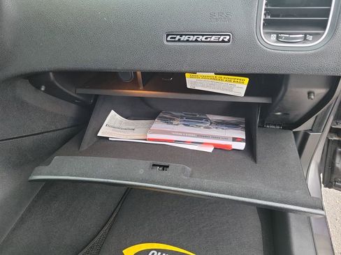 Used 2023 Dodge Charger SXT image 37