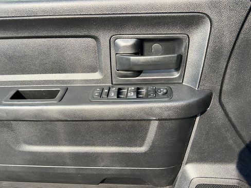 Used 2014 RAM 3500 Tradesman w/ Chrome Appearance Group AWD/4WD image 22