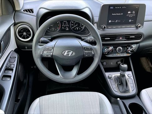 Certified 2023 Hyundai Kona SEL image 5