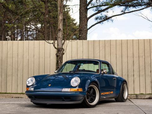 Used 1991 Porsche 911 Targa image 2
