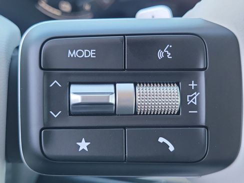 New 2026 Hyundai Santa Fe SE FWD image 9