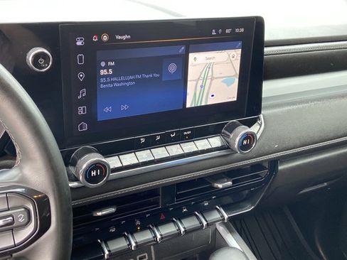 Used 2023 Chevrolet Colorado LT w/ LT Convenience Package image 22