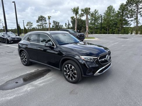 Used 2025 Mercedes-Benz GLC 350e 4MATIC image 1