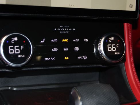 Used 2022 Jaguar F-PACE SVR AWD/4WD image 46