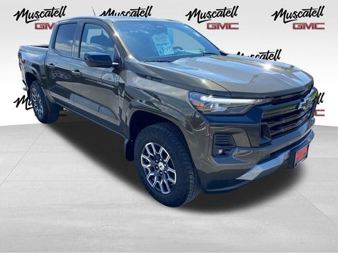 Used 2024 Chevrolet Colorado Z71 w/ Z71 Convenience Package 2 AWD/4WD image 6