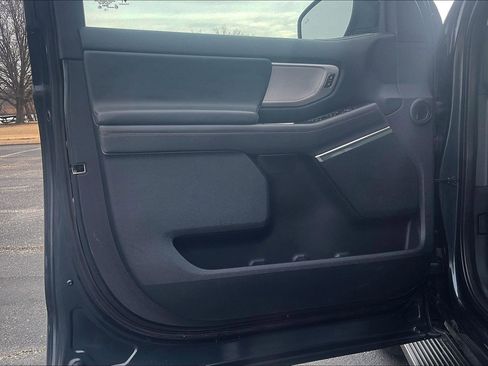 Used 2025 Ford Expedition Active image 19