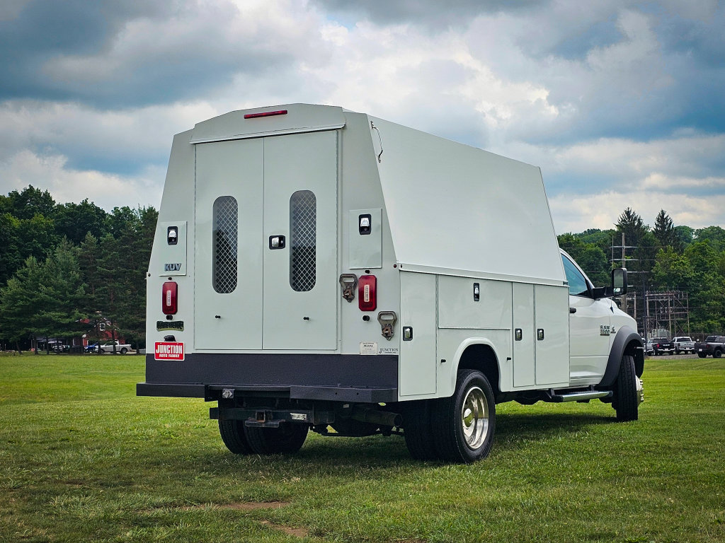 Used 2018 RAM 5500 Tradesman w/ Max Tow Package AWD/4WD image 3
