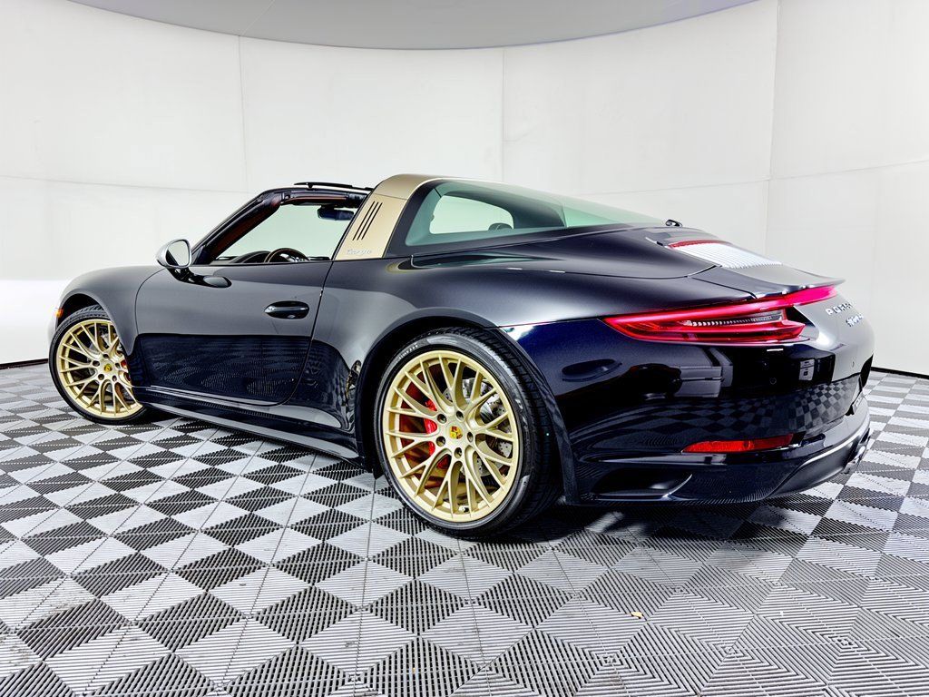 Certified 2019 Porsche 911 Targa 4 GTS AWD/4WD image 3