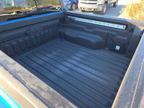 Used 2025 Ford Maverick Lobo image 11