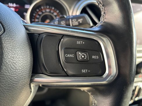 Used 2022 Jeep Wrangler Unlimited Sahara w/ LED Lighting Group image 20