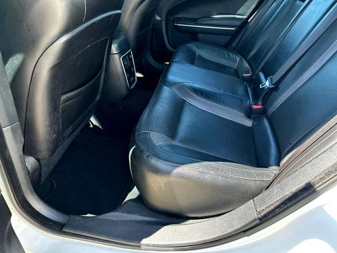 Used 2021 Dodge Charger SXT w/ Leather Interior Group image 12