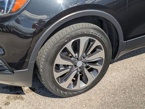 Used 2019 Buick Encore Essence w/ Safety Package II image 5