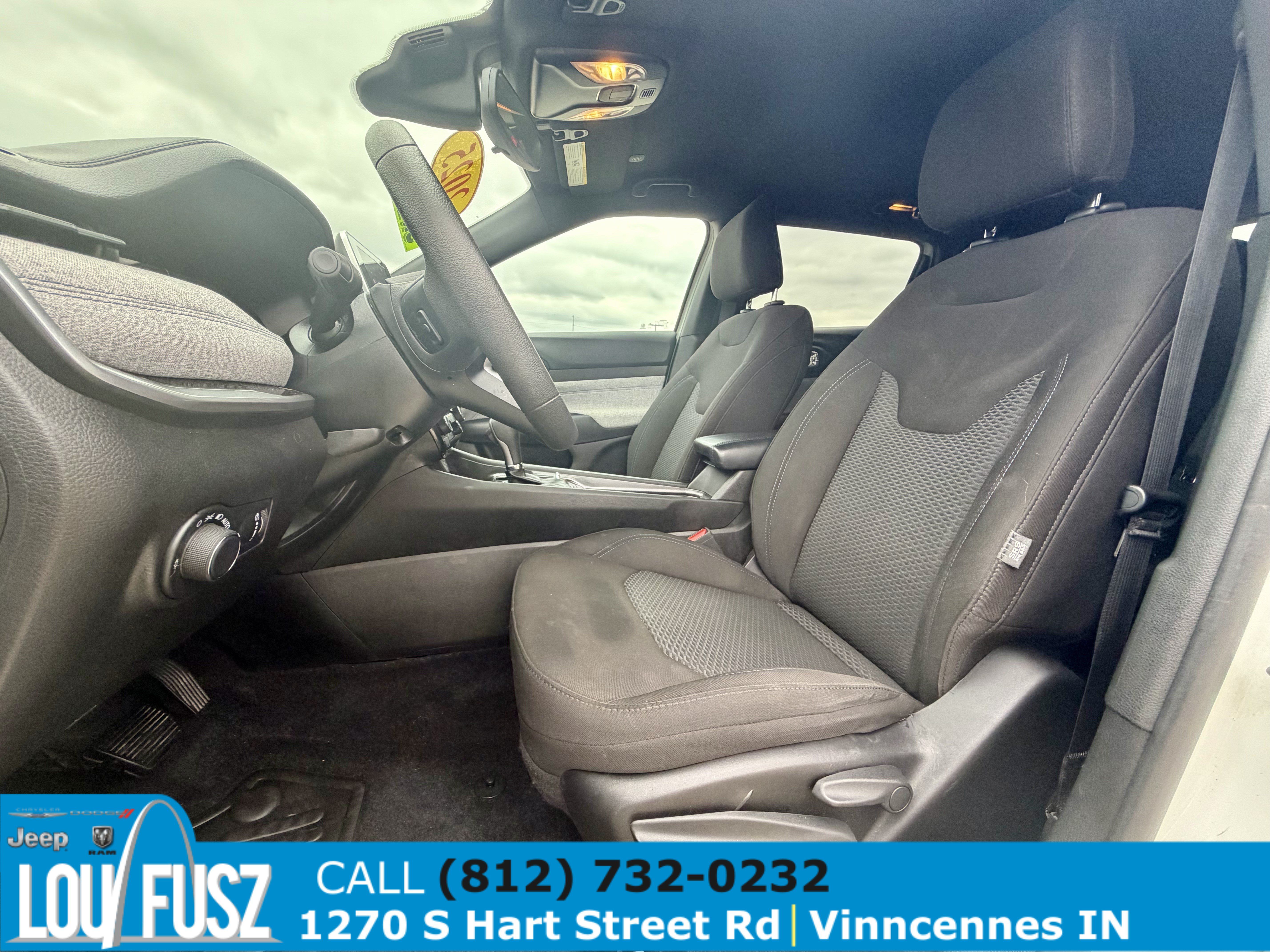 Used 2025 Jeep Compass Sport AWD/4WD image 11
