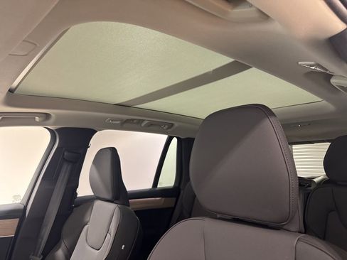 New 2026 Volvo XC90 B6 Plus w/ Protection Package Premier image 16