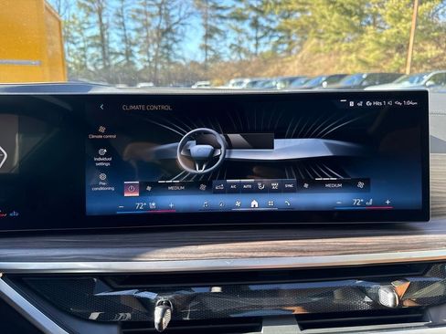 New 2026 BMW X7 xDrive40i AWD/4WD image 18