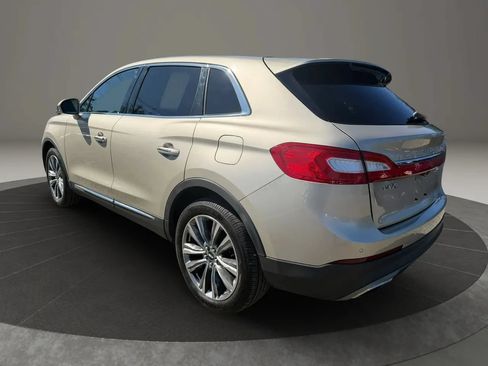 Used 2017 Lincoln MKX Reserve w/ Lincoln MKX Climate Package AWD/4WD image 7