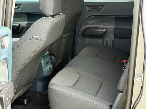 New 2025 Ford Maverick XL image 7