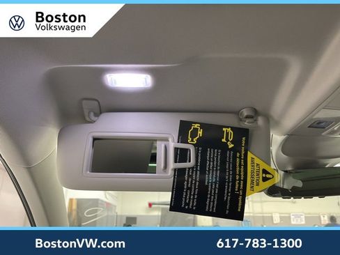 New 2026 Volkswagen Taos SE image 24