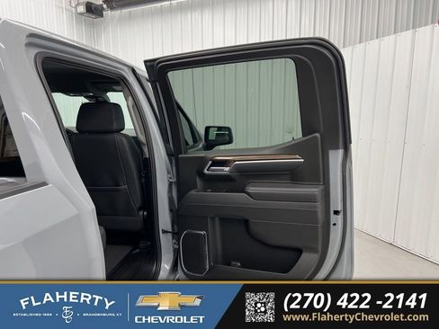 Used 2025 Chevrolet Silverado 1500 RST w/ Convenience Package II image 12