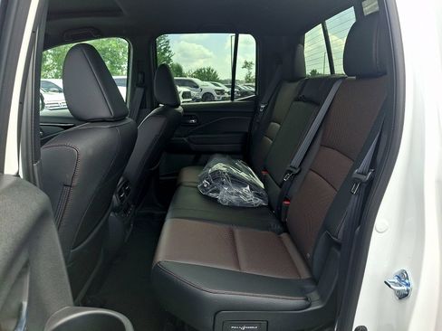 New 2026 Honda Ridgeline Black Edition image 5