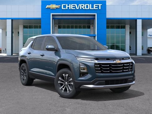 New 2026 Chevrolet Equinox LT w/ Safety and Technology Package FWD image 7