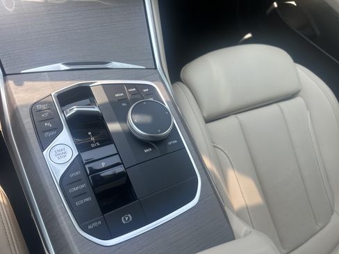 Used 2025 BMW 430i Coupe w/ Convenience Package RWD image 20