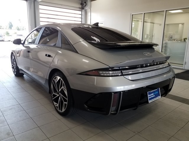Certified 2024 Hyundai Ioniq 6 SEL AWD/4WD image 17