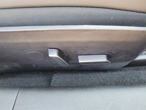 Used 2023 Tesla Model 3 Standard Range image 15