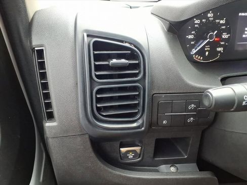 Used 2023 RAM ProMaster 3500 w/ Driver Convenience Group image 22