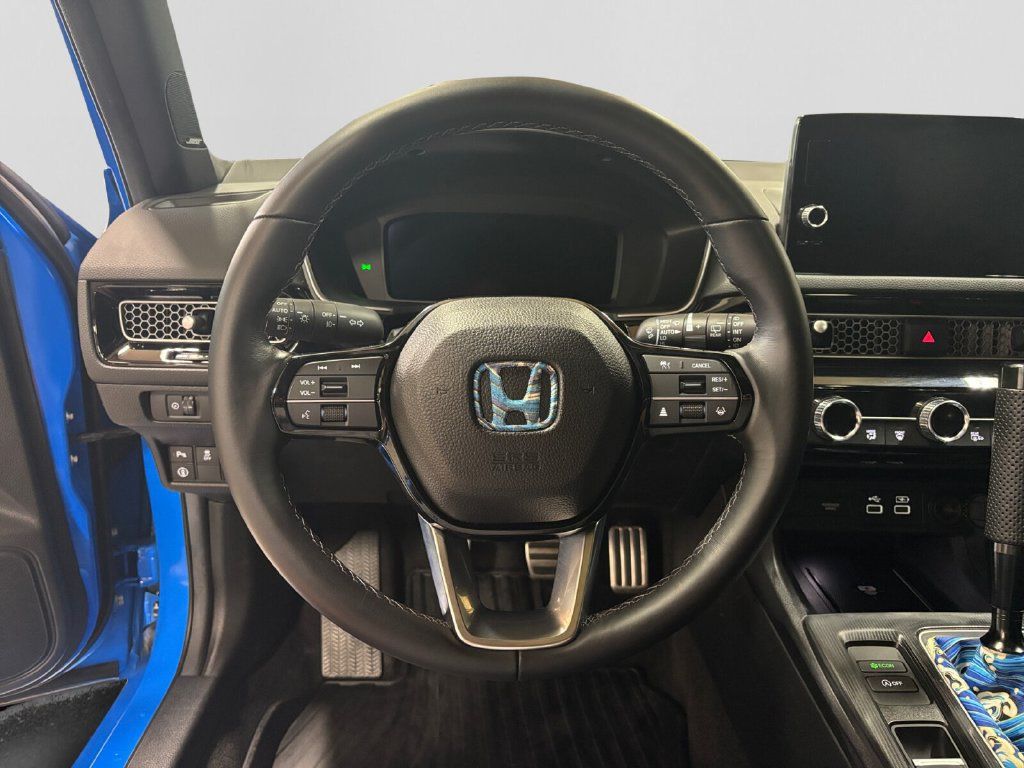 Used 2024 Honda Civic Sport Touring image 11