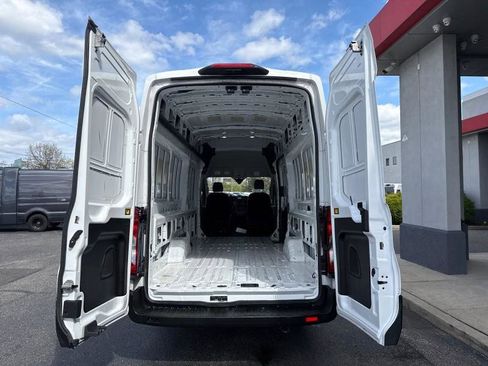 Used 2023 Ford Transit 250 148 High Roof Extended AWD image 34