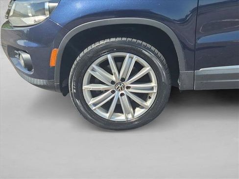 Used 2012 Volkswagen Tiguan S AWD/4WD image 22