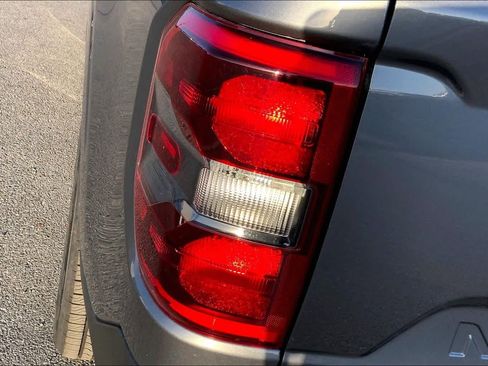 New 2026 Ford Maverick Lariat w/ Black Appearance Package image 14