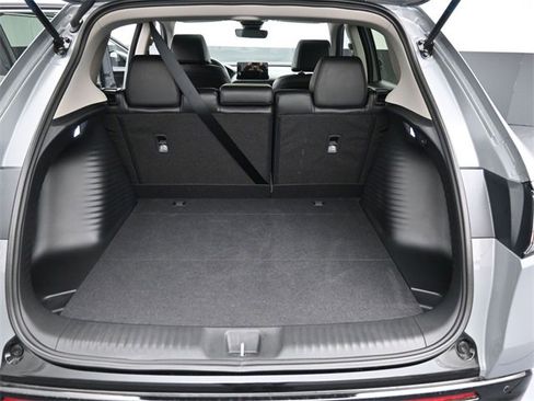 Used 2026 Honda HR-V EX-L image 10