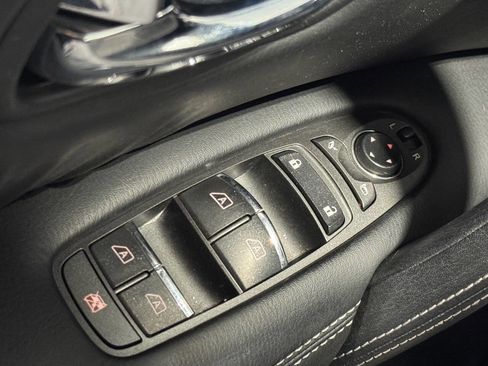 Used 2019 Nissan Armada SL w/ Premium Package image 45