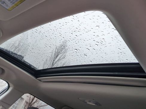 Used 2023 Subaru Outback Premium image 18