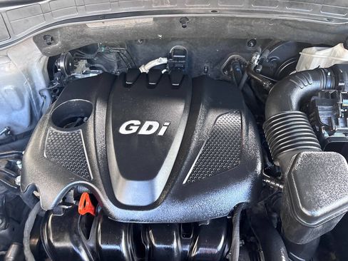 Used 2014 Hyundai Santa Fe Sport w/ Technology Package 04 FWD image 27