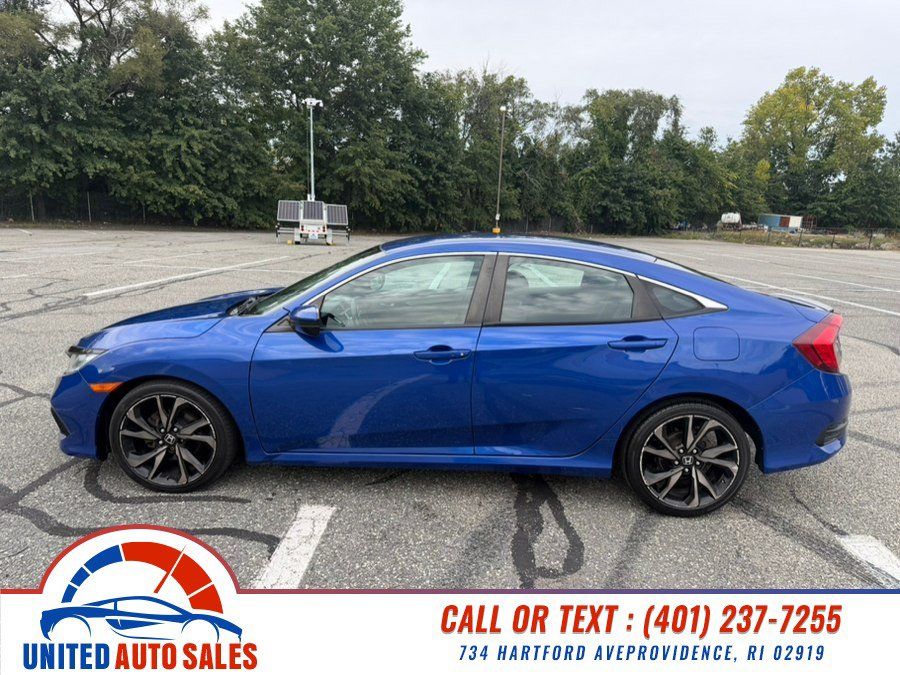 Used 2019 Honda Civic Sport image 2