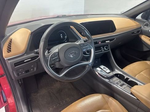 Used 2021 Hyundai Sonata Limited w/ Winter Weather Package FWD image 13