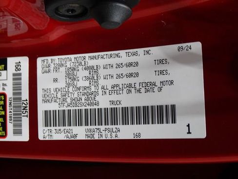 Used 2025 Toyota Tundra Limited image 19