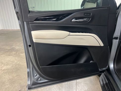 Certified 2021 Cadillac Escalade Sport w/ Driver Assist Tech Package AWD/4WD image 15