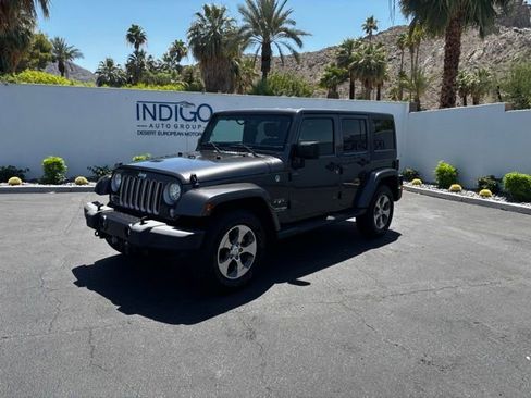 Used 2018 Jeep Wrangler Unlimited Sahara w/ Max Tow Package AWD/4WD image 1