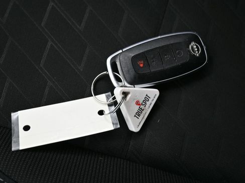 Used 2024 Nissan Kicks SV w/ Interior Electronics Package FWD image 25