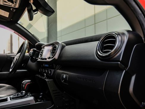 Used 2023 Toyota Tacoma TRD Pro AWD/4WD image 48