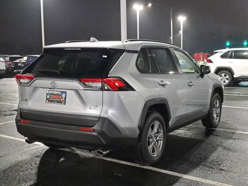 New 2025 Toyota RAV4 XLE image 5