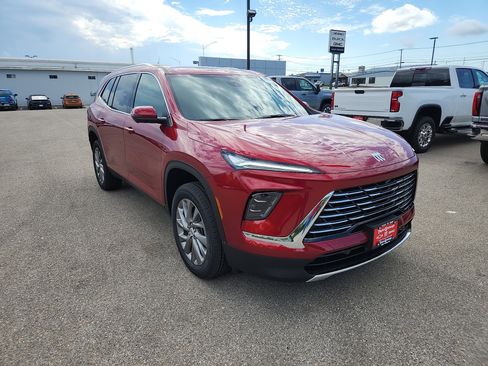 New 2026 Buick Enclave Preferred image 3