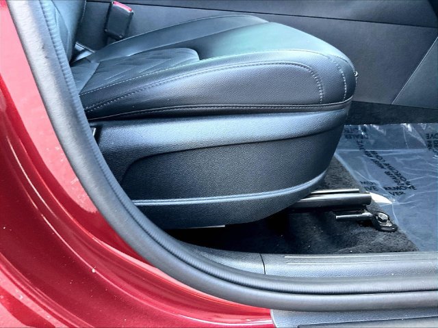 Certified 2025 Kia Sportage X-Line w/ Premium Package AWD/4WD image 37